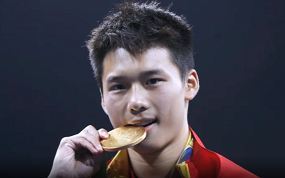 陈艾森-跳水10米台冠军